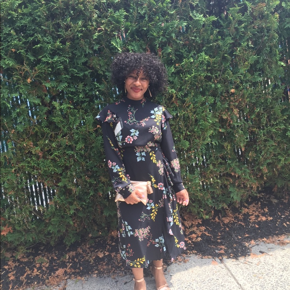 Meet your Posher, Rena